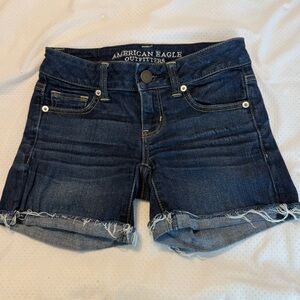 American Eagle Stretch Cut Off Denim Jean Shorts Size 0 inseam 4” Rise 6”